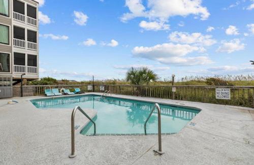 Crescent Beach Hotel | Oasis Hotel