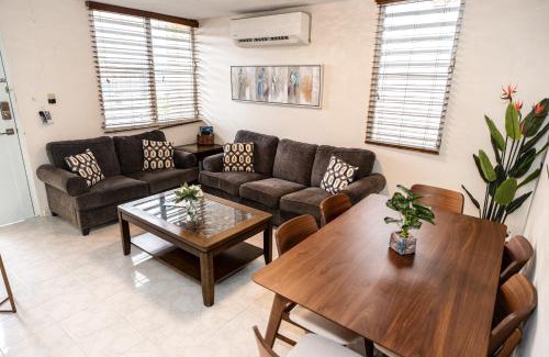 Bucana Apartment | Oasis in the South of the Island with FREE parking and laundry