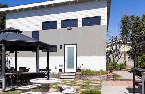 Brea House | Oasis | Inside Out Living | Privacy | Pool