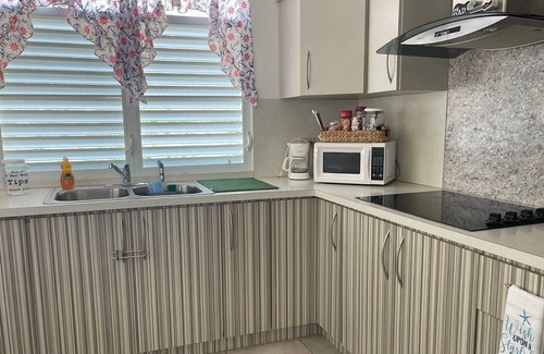 Puerto Nuevo Apartment | Oasis@MarBella is located in Playa de Vega Baja.