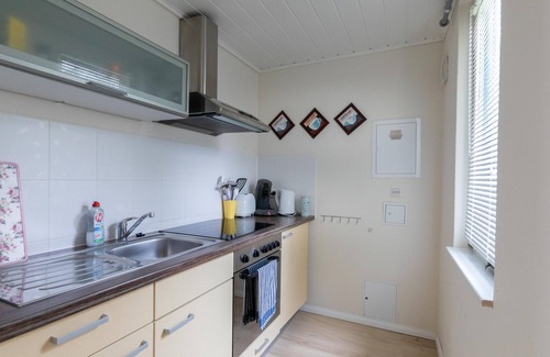 Pruchten House | Oasis of peace on the Bodden off Fischland-Darß-Zingst, with 700 m2 fenced garden + WLAN