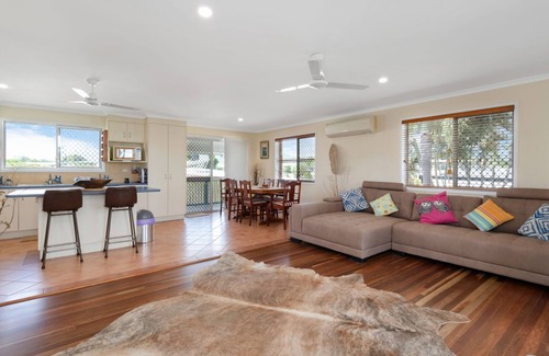 Park Avenue House | Oasis on Rice Upstairs