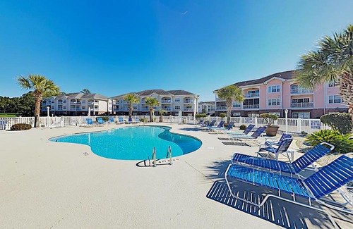 Central Myrtle Beach Apartment | Oasis on the Greens