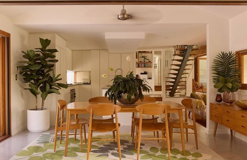 Ewingsdale House | Oasis - Parkway Drive