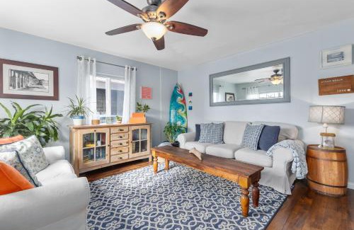Ocean Beach House | OB Bungalow