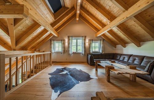 Russbach am Pass Gschuett Apartment | Oberweiglhof Penthouse
