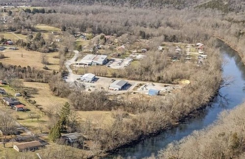 Celina House | Obey River House: minutes from downtown Celina and Dale Hollow Lake