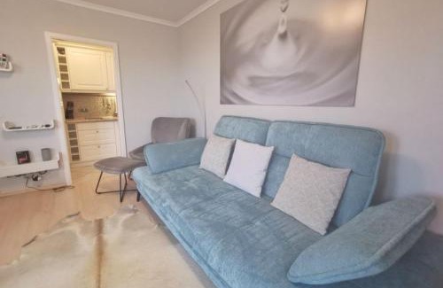 Niendorf/Ostsee Apartment | Obj 14 Carpe Diem ca 30 m zum Strand 2 Schlafzimmer 2 TV WLAN Balkon für bis zu 4 Personen
