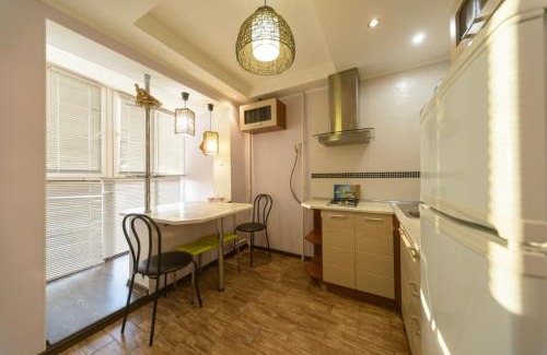 Obolon' Apartment | Obolonska Square Apartments (D1)