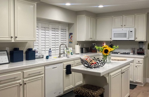 Placentia House | OC Retreat Near Disneyland. nEntire home, spacious 4-bedrooms / 3 baths