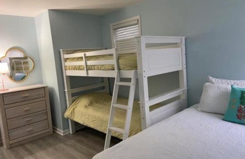 North End House | OC820 Saint Charles Place, 1st Floor