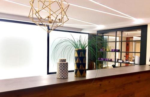 San Lazaro Hotel | Oca Puerta del Camino Hotel