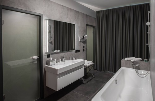 Gesundbrunnen Hotel | Ocak Hotel