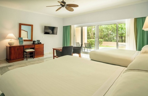 Playa Langosta Resort | Occidental Tamarindo - All Inclusive