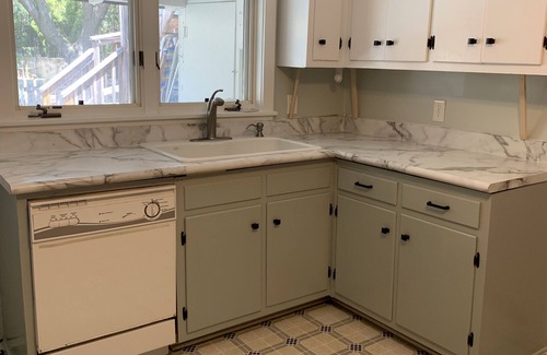 Northeast Virginia Beach Cottage | Ocean Access Walkway 50 Feet from Your Front Door