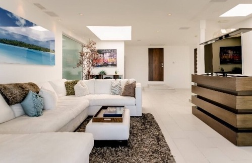 Playa Del Rey House | Ocean and Marina Views from Spacious Luxury Home near LAX and Beach.
