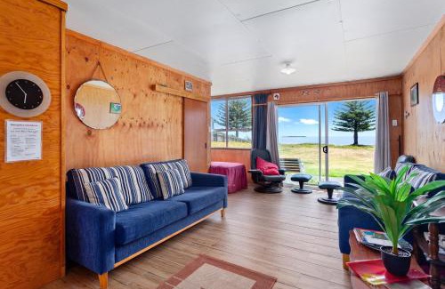 Ohope House | Ocean Bach - Ohope Beach Bach