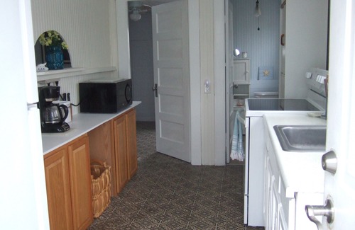 Rockport Cottage | Ocean Beach Cottage ~ Just Steps Away from Sun Sand & Surf ~