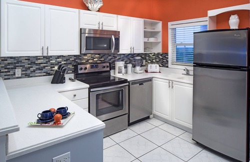 Colliers Bay Condo | Ocean/Beach Front Condo! 2BR Grand Cayman, East End - JAN 25 - FEB 1, 2025