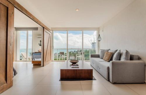 Puerto Juarez Apartment | *OCEAN Beachfront 4 BDR with pool by Casa Paraiso*