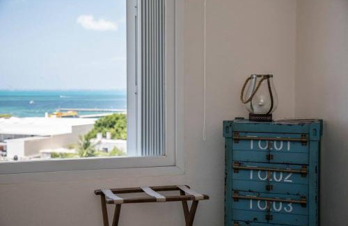 Puerto Juarez Apartment | *OCEAN Beachfront 4 BDR with pool by Casa Paraiso*