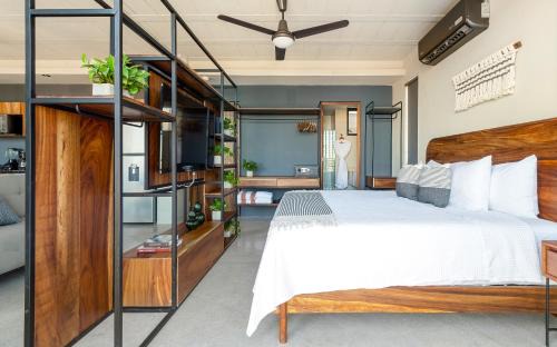 Luis Donaldo Colosio Apartment | Ocean Boutique Condos