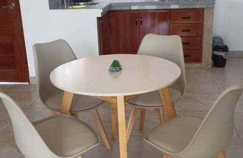 Puerto Baquerizo Moreno Apartment | Ocean Breeze Cozy Suite near for the seawall to San Cristobal Island