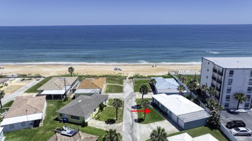 O'byrne House | Ocean Breeze Beach Bungalow - 2bedroom 2bath