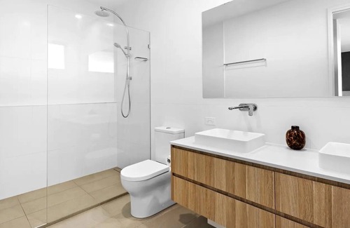 Yaroomba House | Ocean Breeze Beach House - Family and Pet friendly