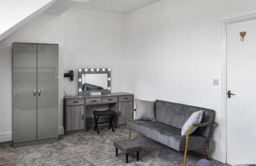 Heysham Apartment | Ocean Breeze