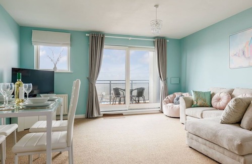 Hamworthy Apartment | Ocean Breeze