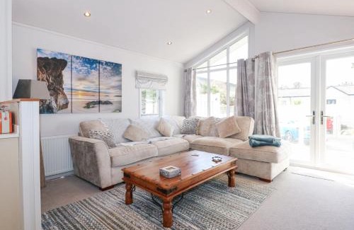Mynytho House | Ocean Breeze