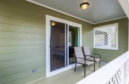 Keaau Apartment | Ocean Breeze Inn 2 Bedroom, 3 Full Bathroom, 1 Kitchen Apartment