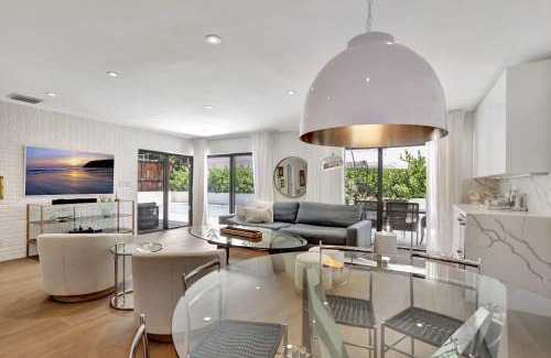 Pompano Beach House | Ocean Breeze Villa - 3 BDR Pool
