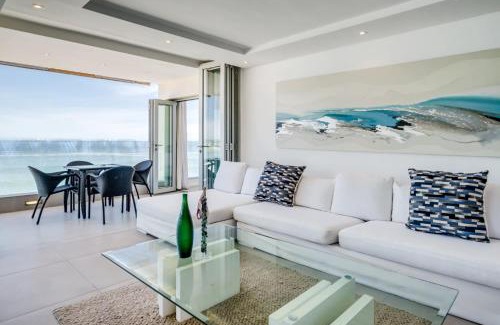 Clifton Apartment | Ocean Breeze