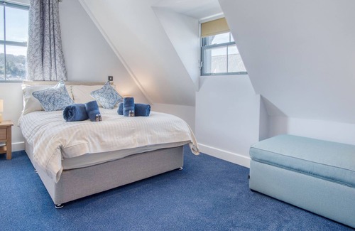 Saundersfoot Hotel | Ocean Cabins No. 9 @ The Square - Saundersfoot