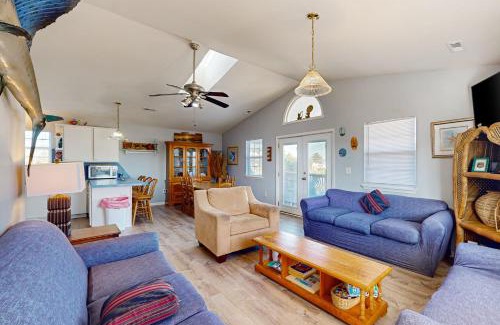 Topsail Beach House | Ocean Charm