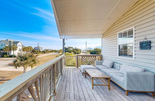 Topsail Beach House | Ocean Charm