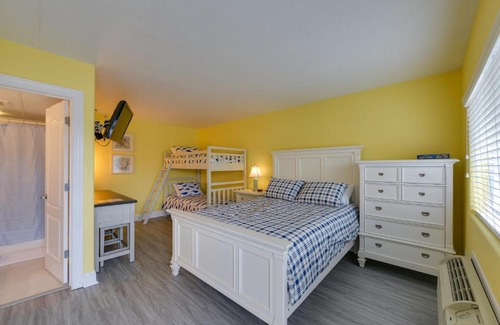 North End Apartment | Ocean City Condo with Pool Walk to Boardwalk!