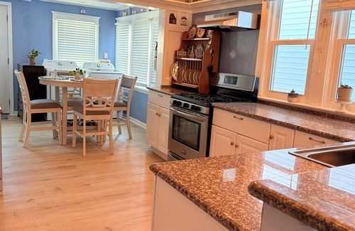 North End Cottage | Ocean City Cottage Walking Distance to the Beach and Bay