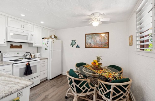 Poipu Condo | Ocean, Coastline & Mountain Views from Lanai