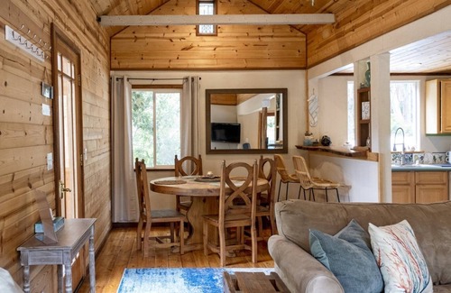Inglenook House | Ocean Dunes Retreat - Cozy beach cottage just minutes from the beach!