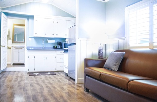 Eastside Santa Cruz Hotel | Ocean Echo Inn and Beach Cottages