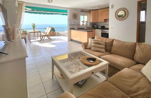 Los Gigantes Apartment | Ocean Wave Los Gigantes - 2 Pools & Stunning Ocean View