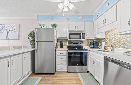 Myrtle Beach Condo | Ocean Forest Villas by Elliott Beach Rentals