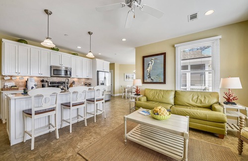Melrose on the Beach Cottage | Ocean Friends & Family Retreat- Cart included with booking & Access to Amenities