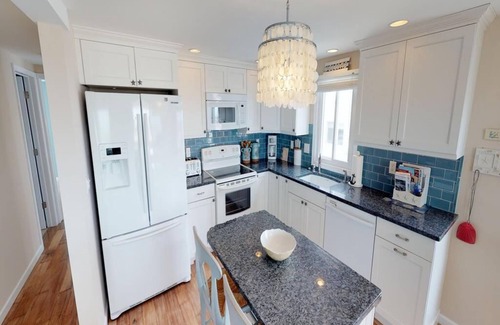 North Beach Haven House | Ocean Front 1st floor duplex with expansive views in Brant Beach with private.