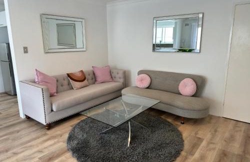 Cronulla Apartment | Ocean Front Apartment