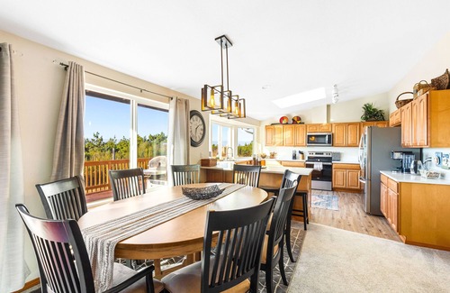 Ocean City House | Ocean Front. Clamming. Game Room. Large Deck.