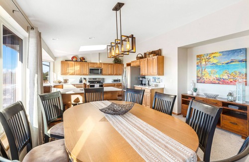 Ocean City House | Ocean Front. Clamming. Game Room. Large Deck.